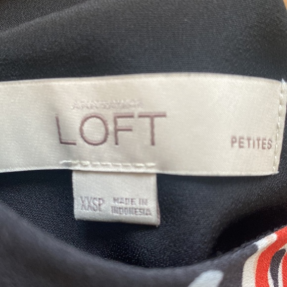 Lovely halter dress - Picture 8 of 11